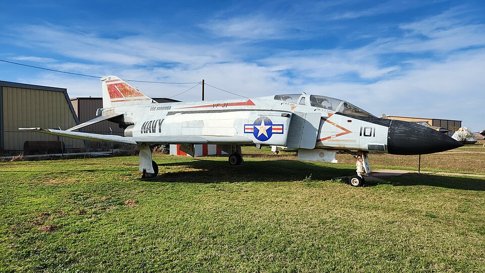 File:F-4S 157293.jpg