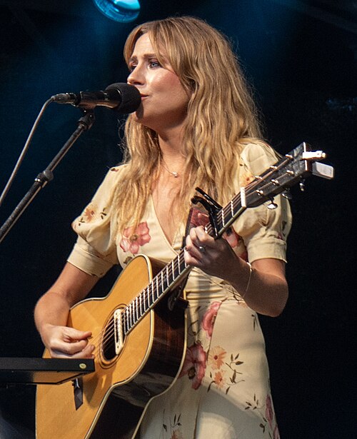 File:Ingebjørg Bratland (cropped).jpg