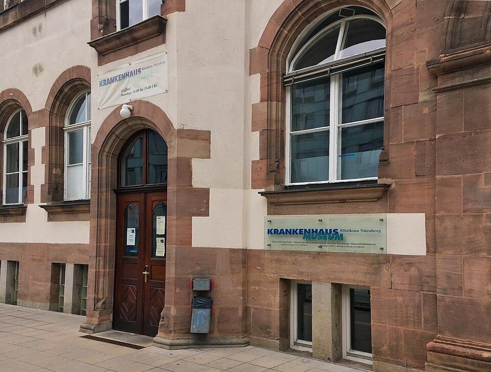 File:Krankenhausmuseum Nürnberg.jpg