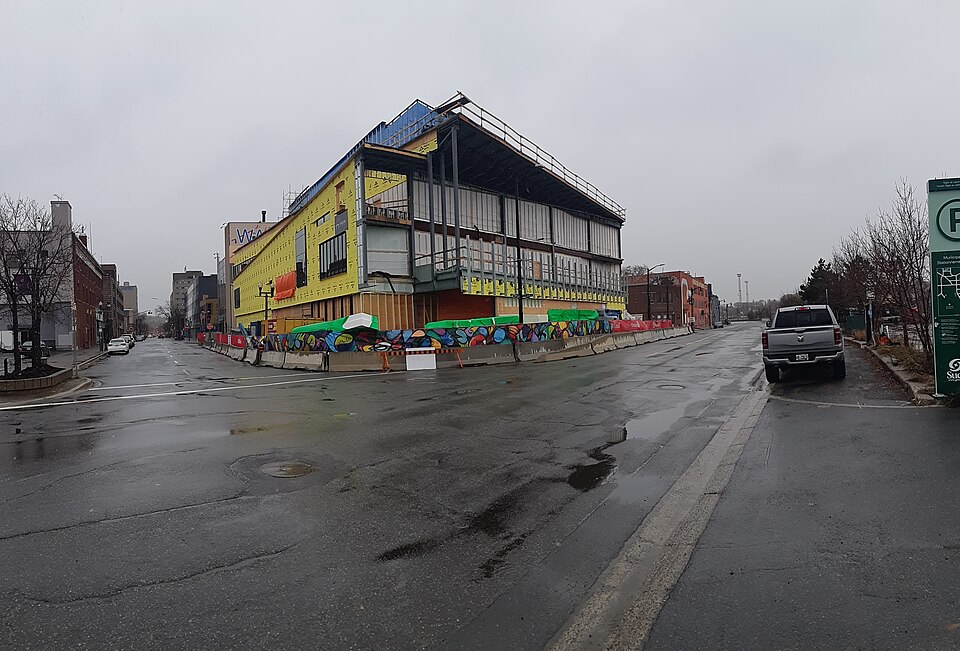 File:Place des Arts du Grand Sudbury1.jpg