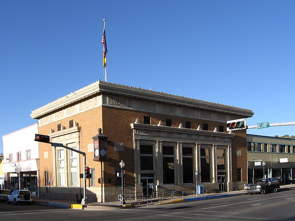 File:Silver City New Mexico City Hall.jpg