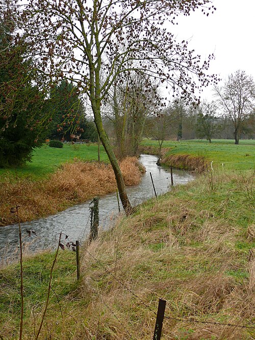 File:La Selle à Croissy.JPG