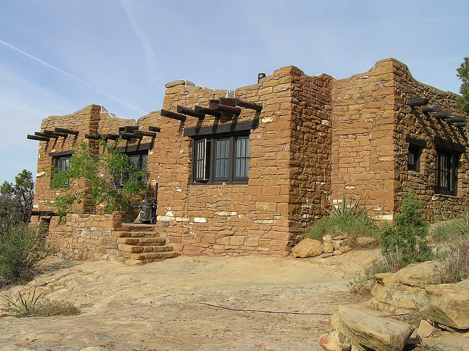 File:Mesa Verde Superintendent's Residence NPS.jpg