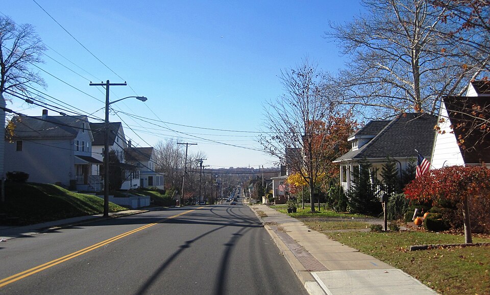 File:Sayreville, NJ (2).jpg