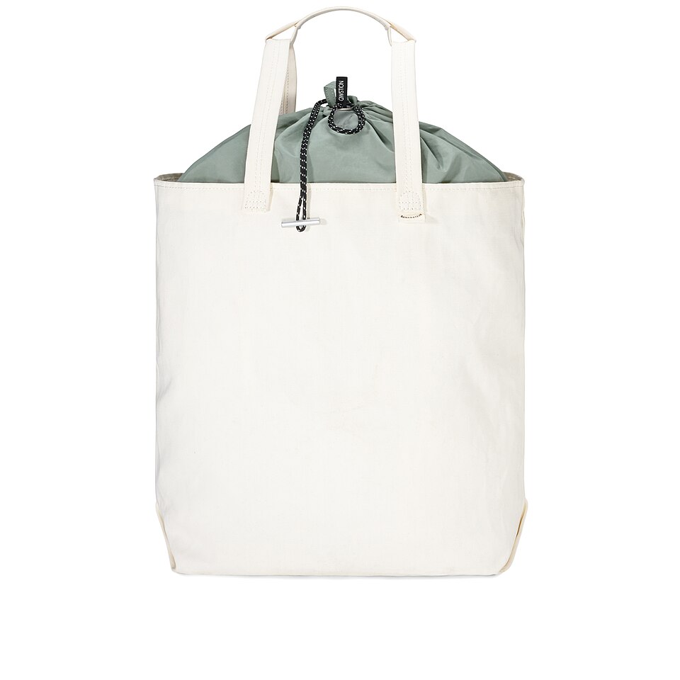 File:Qwstion-tote-bag-large-natural-white-heron-front-02.jpg