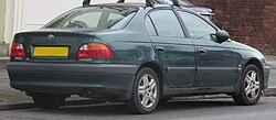 Saloon (pre-facelift)
