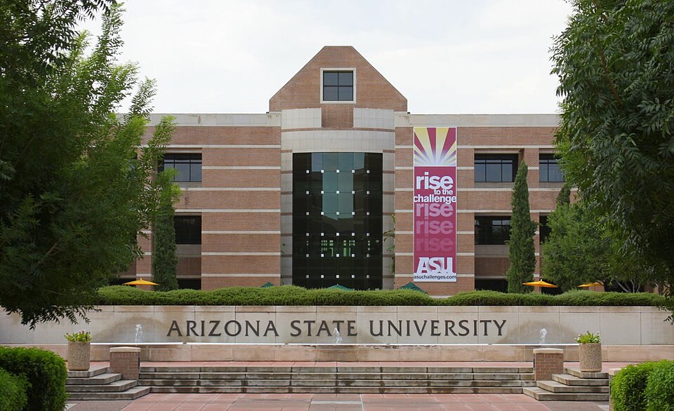 File:Asu fletcher lib.JPG