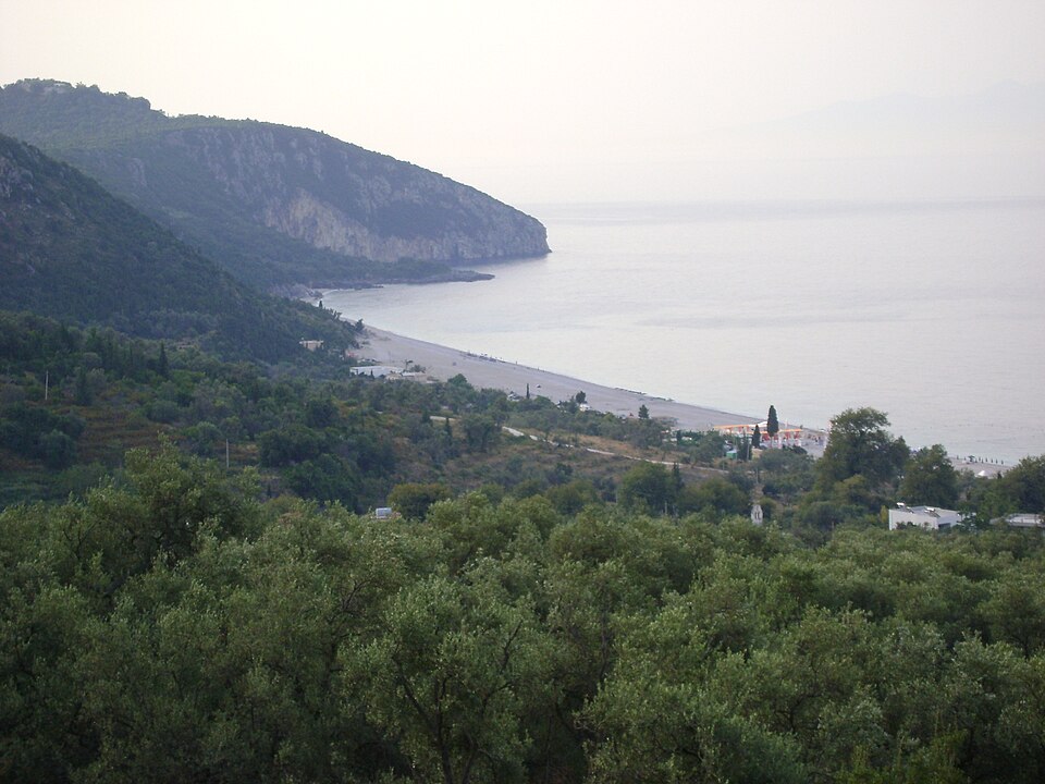 File:Dhermi long beach.jpg