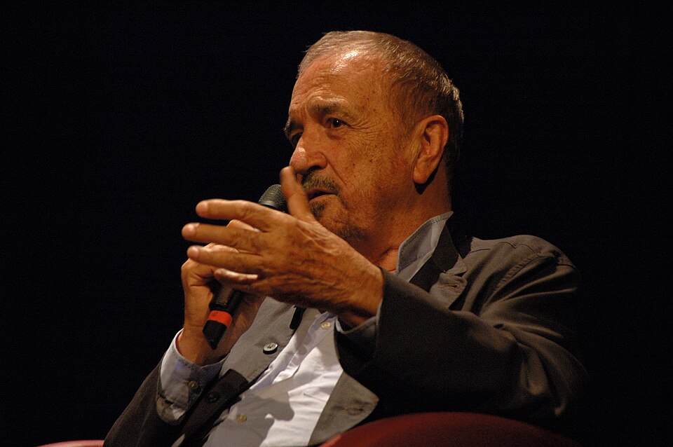 File:Jean-Claude Carrière à la BNF.jpg