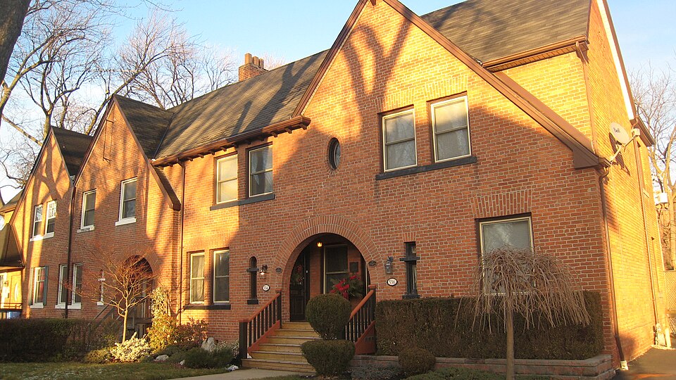 File:536 Kildare Road, Windsor Ontario.JPG