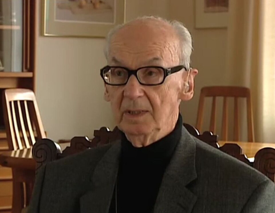 File:Archbishop David Somerville.jpg