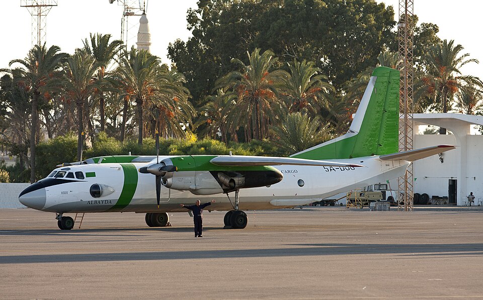 File:An-26 (12573882083).jpg