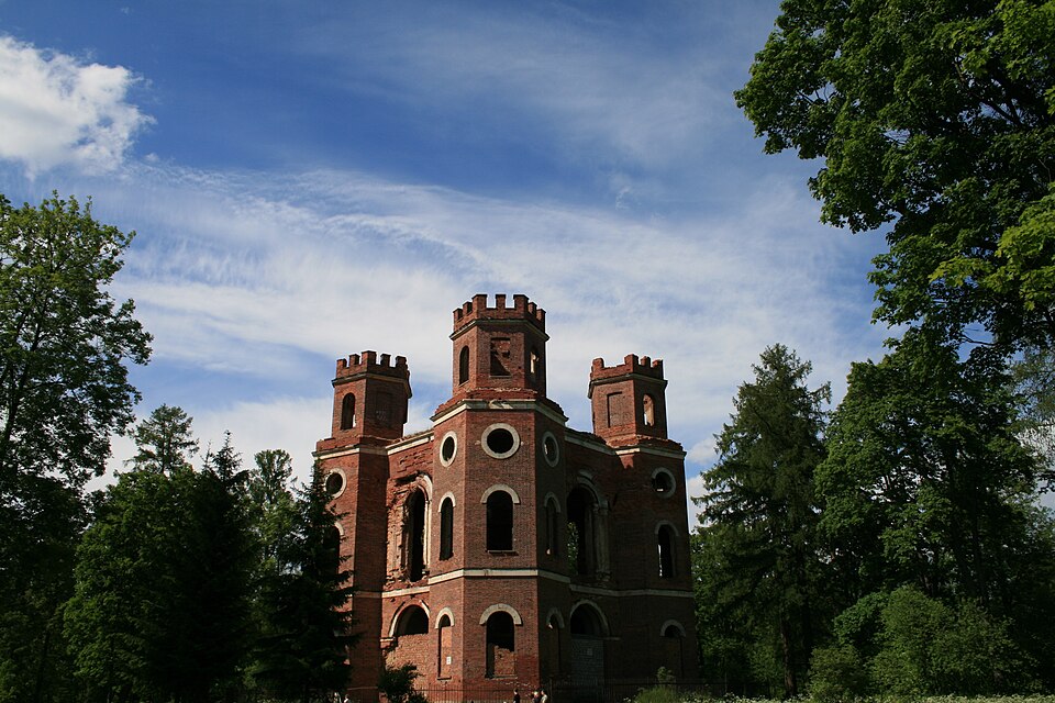 File:Arsenal in Alexander Park.JPG