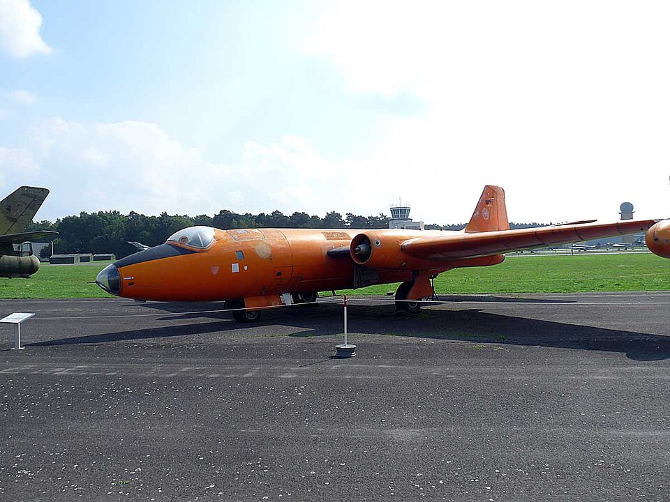 File:Canberra Gatow1.jpg