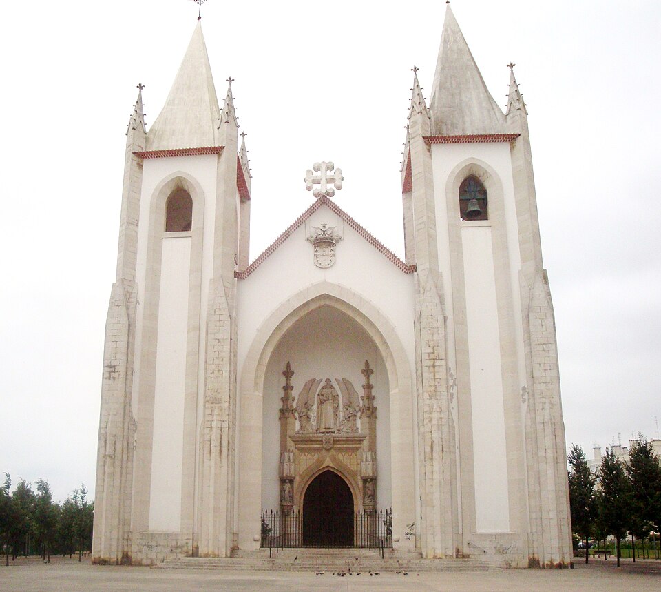 File:Igreja Santo Condestavel-2.jpg