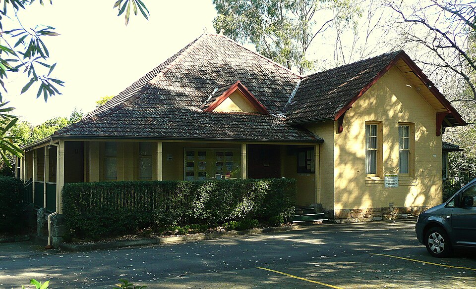 File:Prouille School Wahroonga.jpg