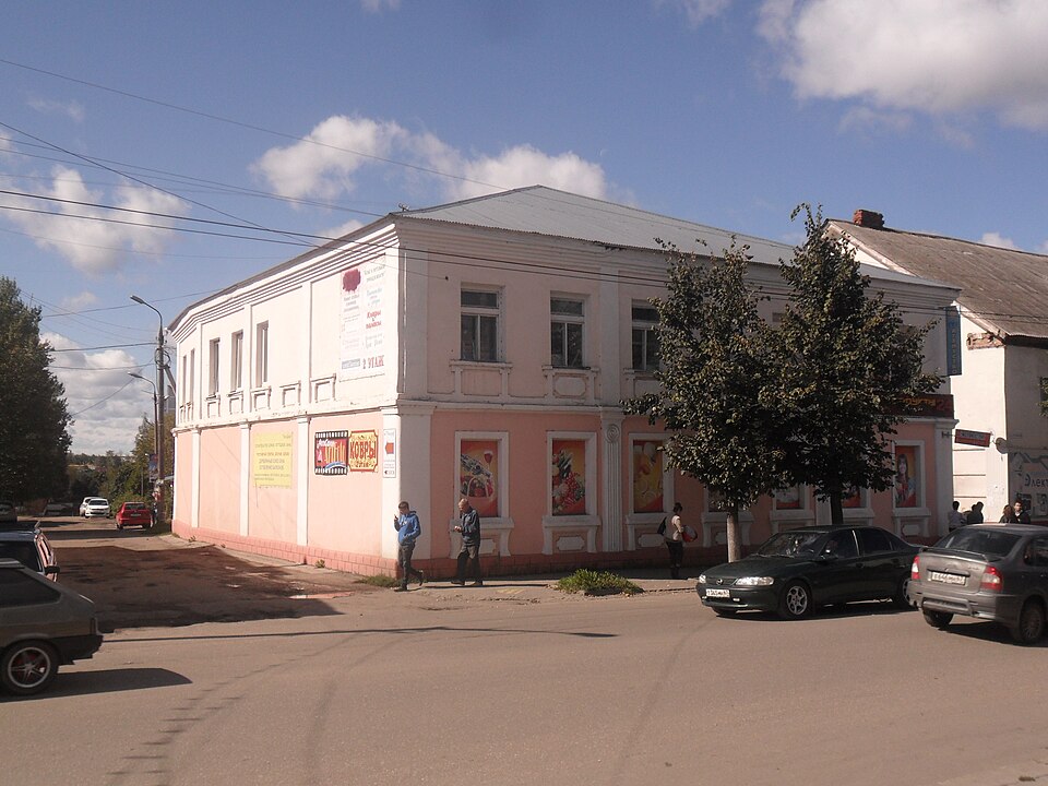 File:Вязьма, Ул. 25 октября, 10 1.JPG