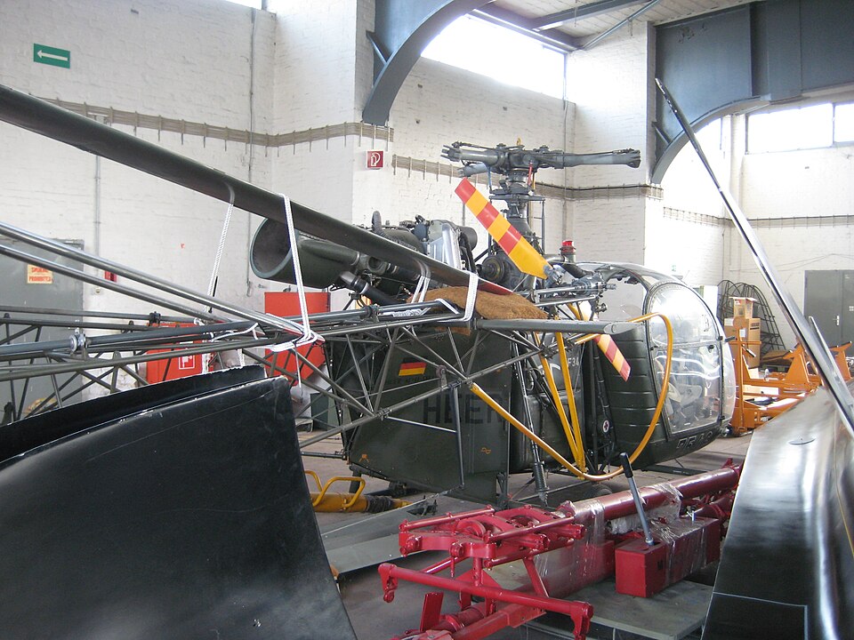 File:Alouette II Hubschrauber 75+46.JPG