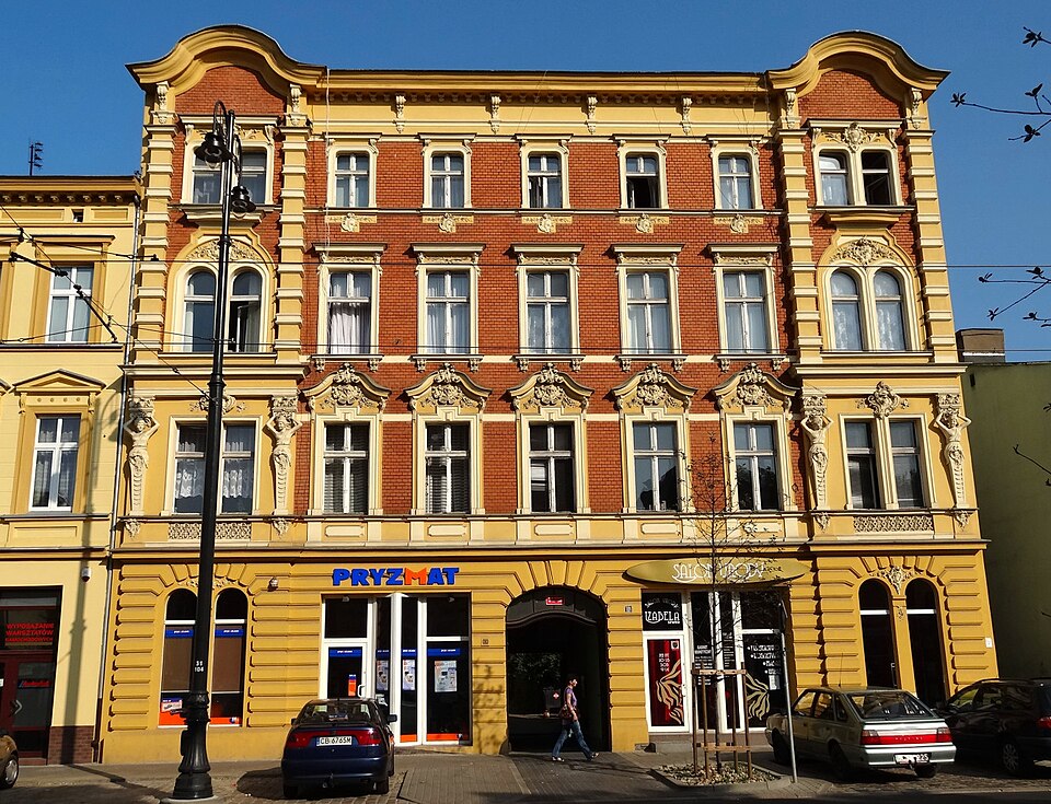 File:Bdg Gdanska101 2 07-2013.jpg