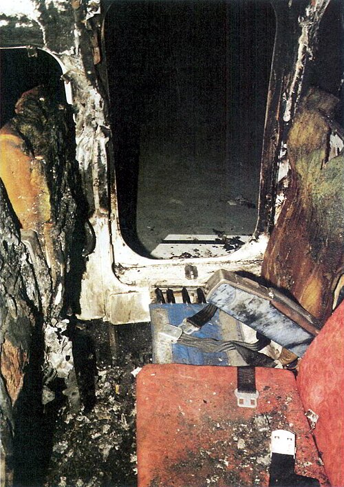 File:BrAirtours 28M 8-1988 App11.jpg