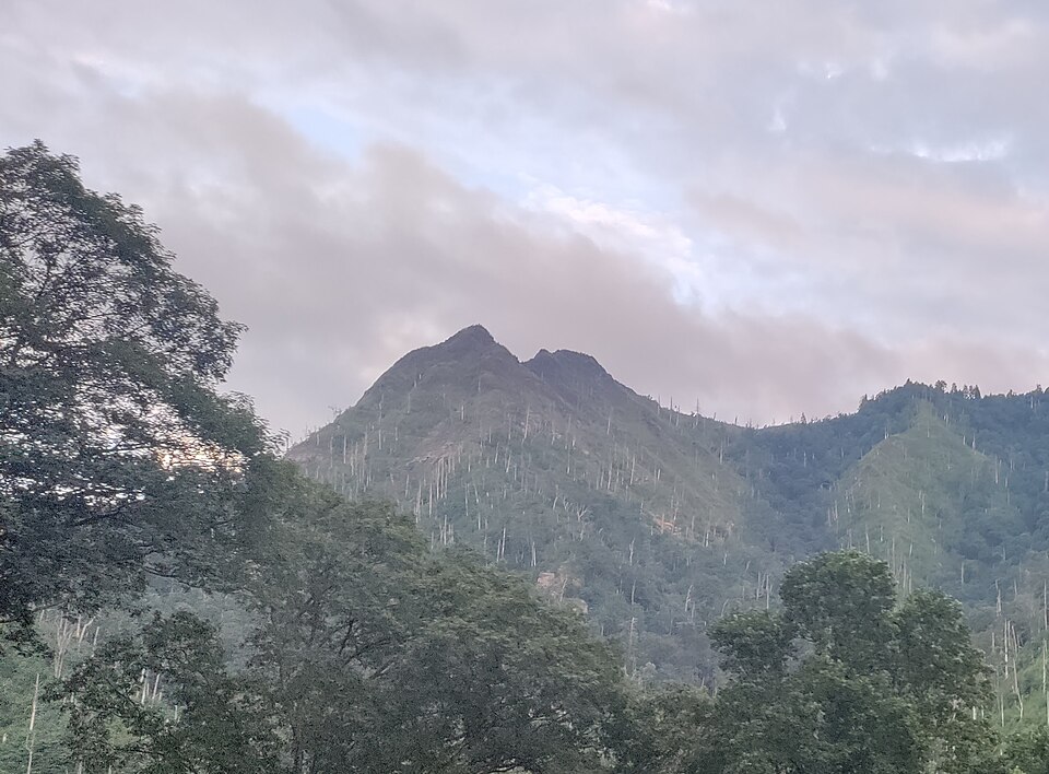 File:Chimney Tops, TN, in 2024.jpg