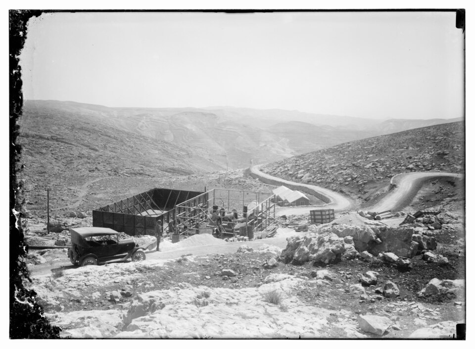 File:Ain Farah Waterworks LOC matpc.08672.tif