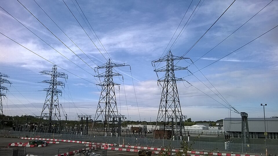File:Carrington Power Station.jpg
