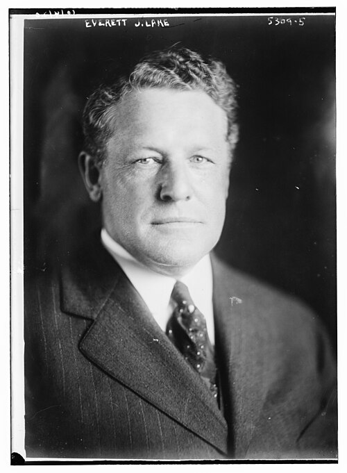 File:Everett J. Lake LCCN2014711574.jpg