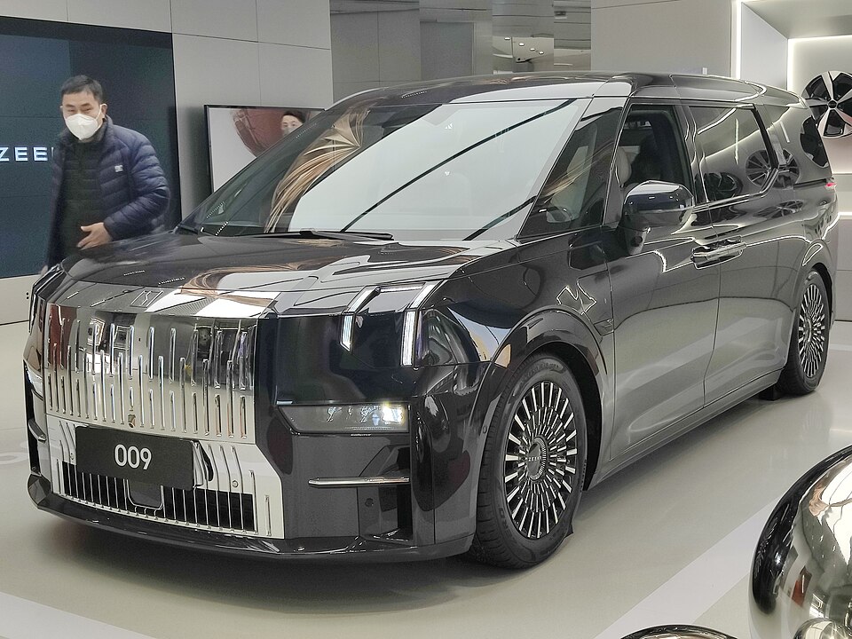 File:Zeekr 009 007.jpg