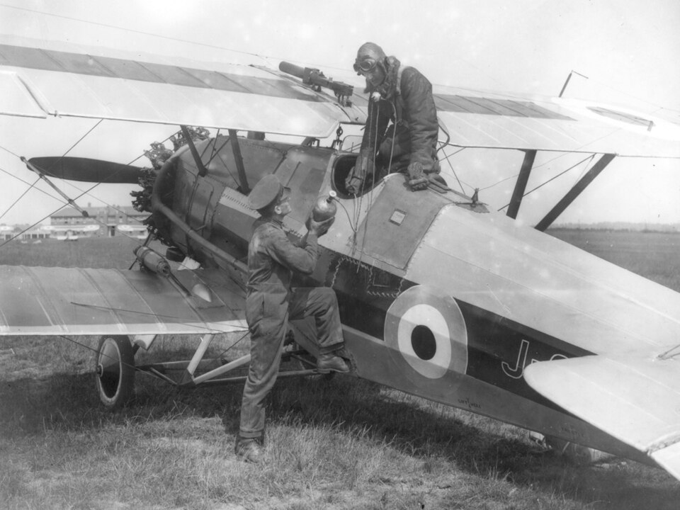 File:Armstrong-Whitworth Siskin ExCC.jpg