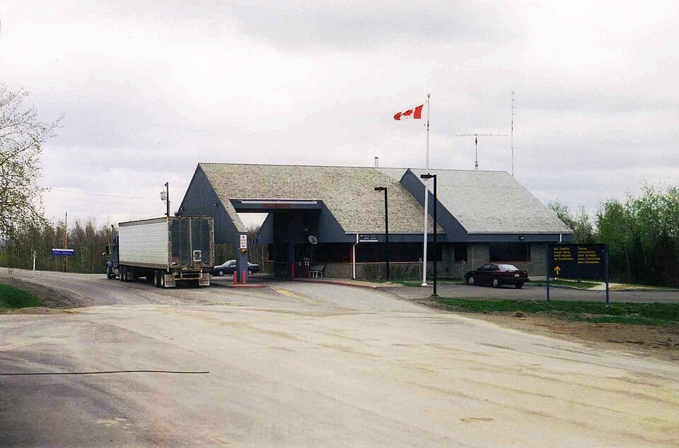 File:Gillespie, NB Border Station.jpg