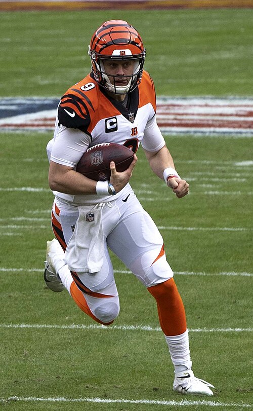 File:Joe Burrow 2020 cropped.jpg