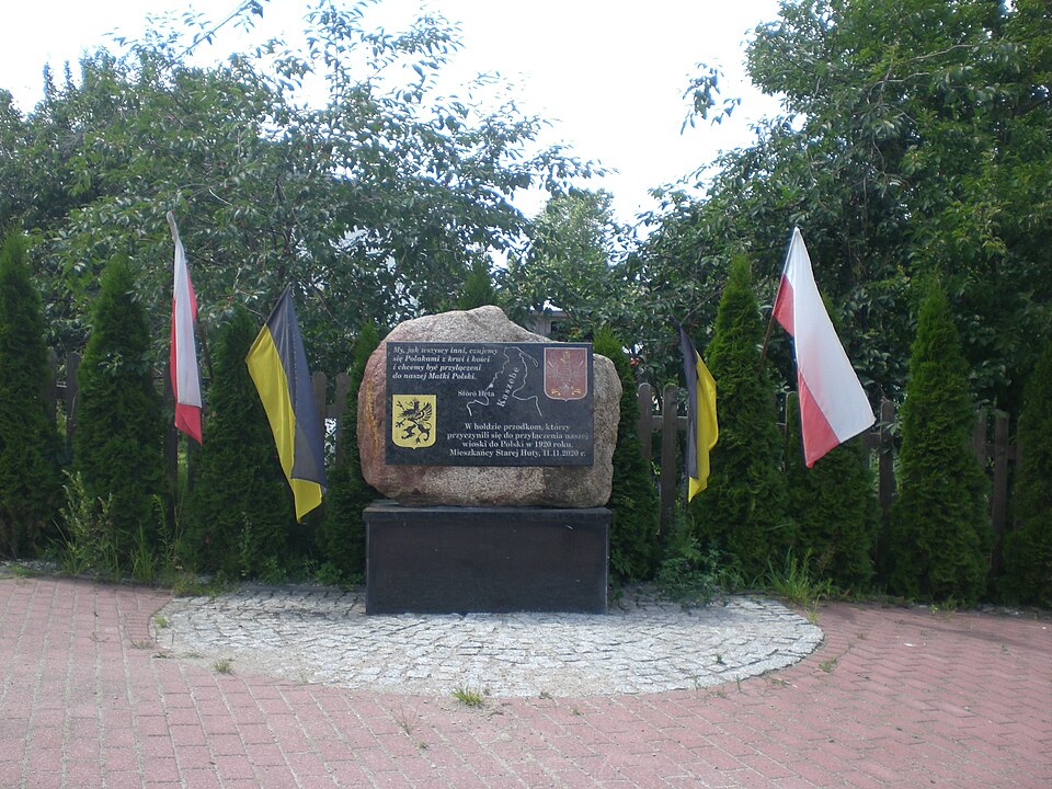File:Stara Huta, pomnik 9083.jpg