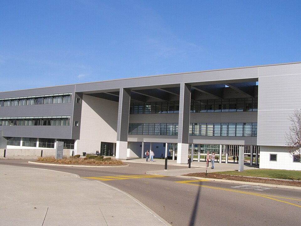 File:University Technology and Learning Center.JPG