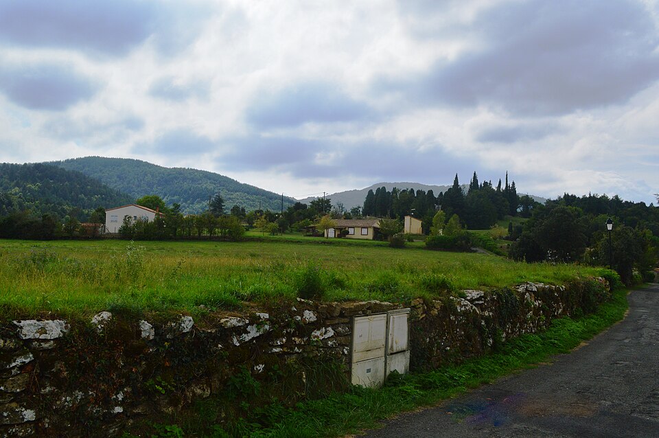 File:Albieres, General View.JPG