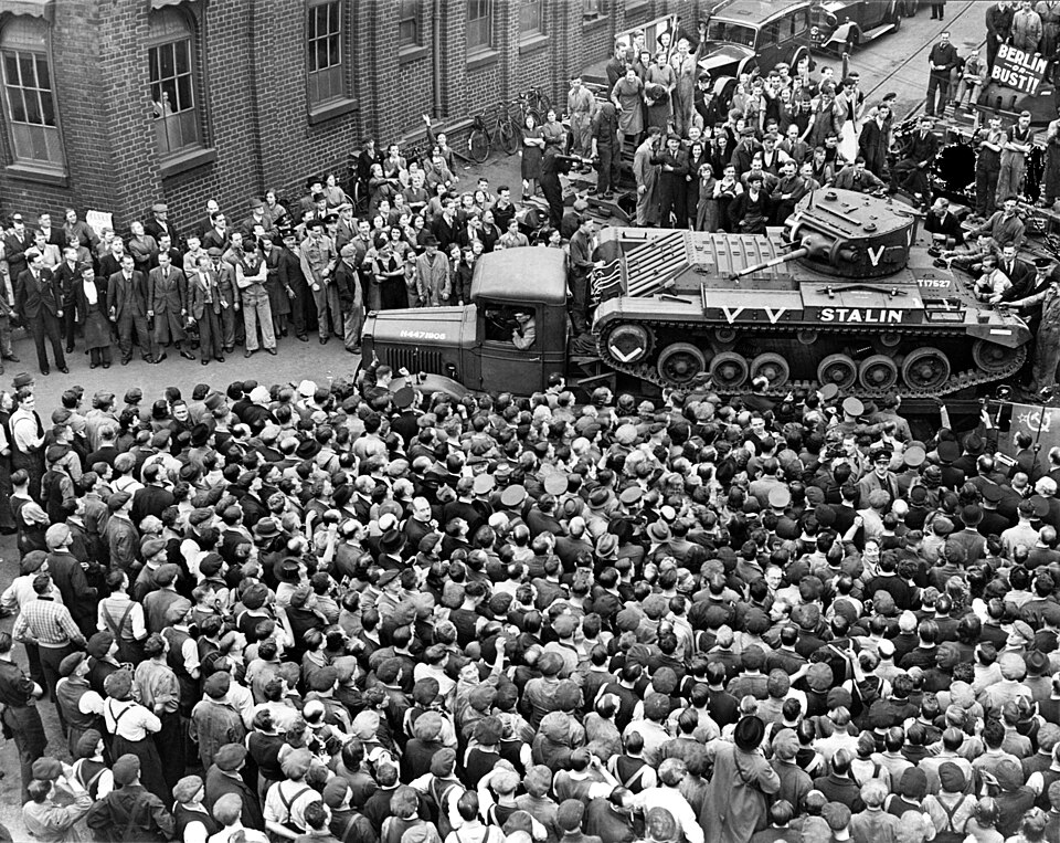 File:Valentine-tank-Stalin.jpg