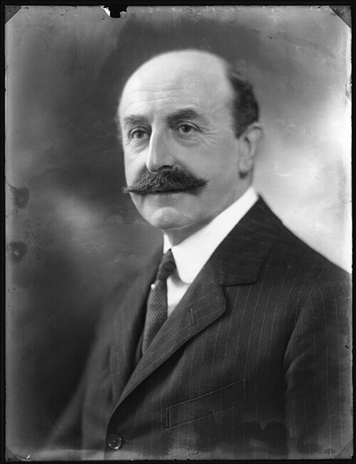 File:Anderson Montague-Barlow.jpg