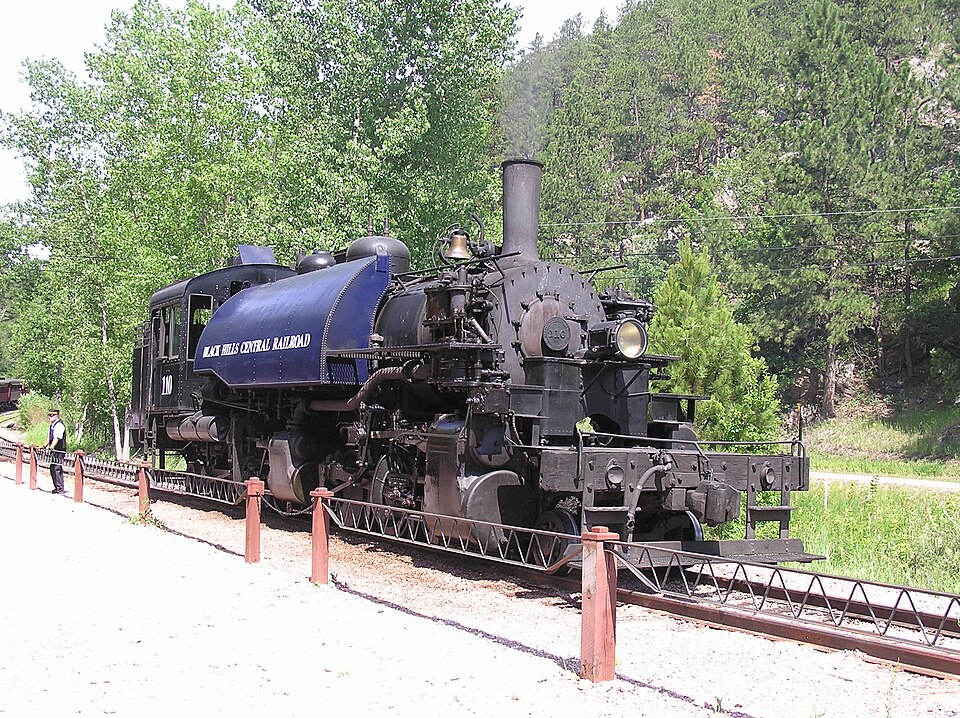 File:Black Hills Central loco 2-6-6-2PT.jpg