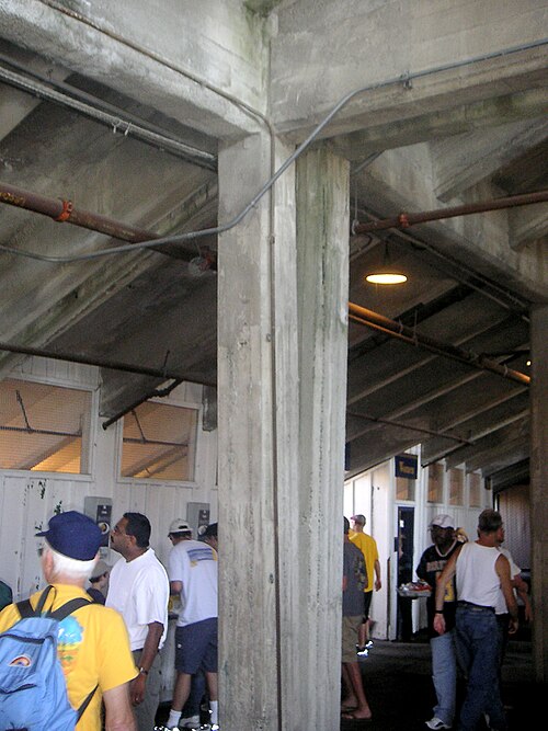 File:CalMemStadFaultCreep.jpg