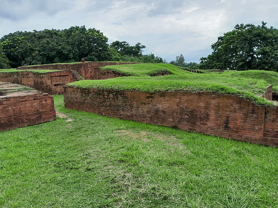 File:Govinda Bhita, Bogura, Bangladesh 09.jpg