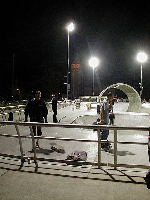 File:Louisville Skatepark-night-2002.jpg