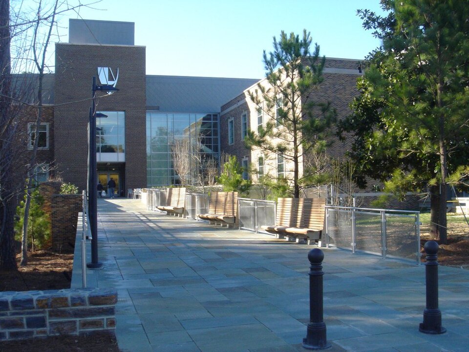 File:Dukelawschool.JPG