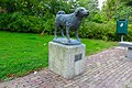 Wetterhoun statue