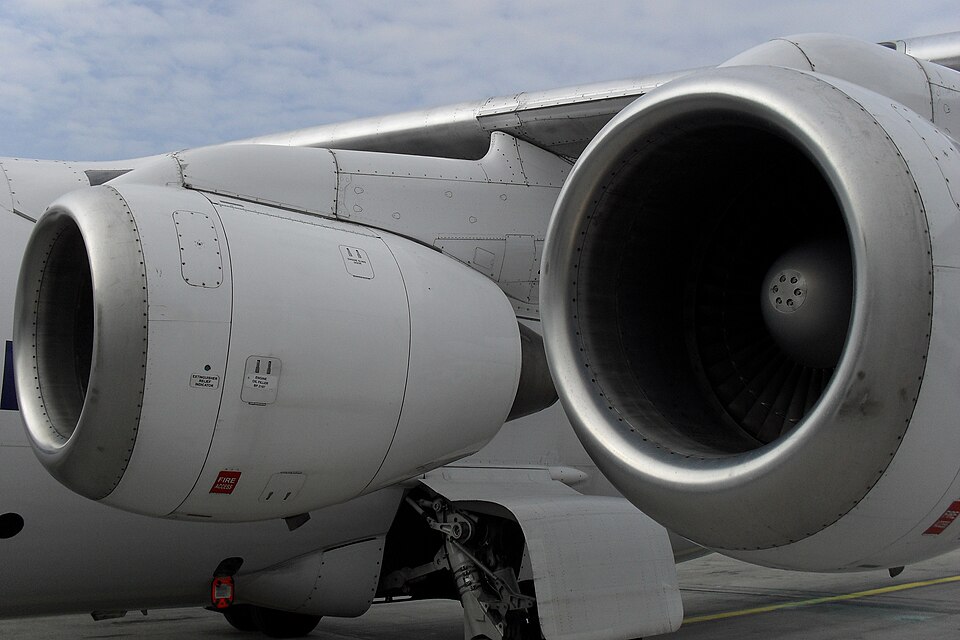 File:AvroRJjets.JPG