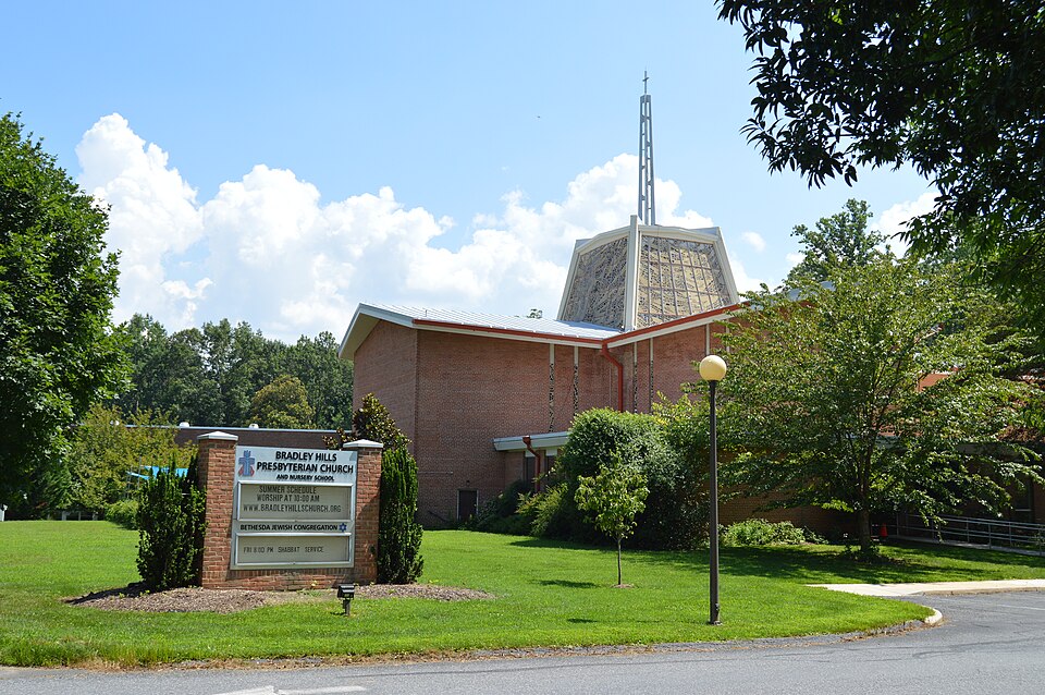 File:Bradley Hills Presbyterian Church Bethesda MD.JPG