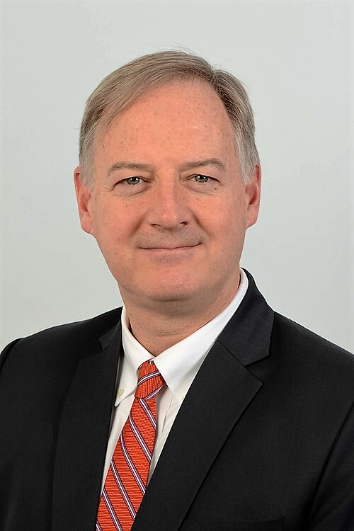 File:Christopher P. Henzel.jpg