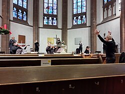 musicians performing socially distanced during the pandemic