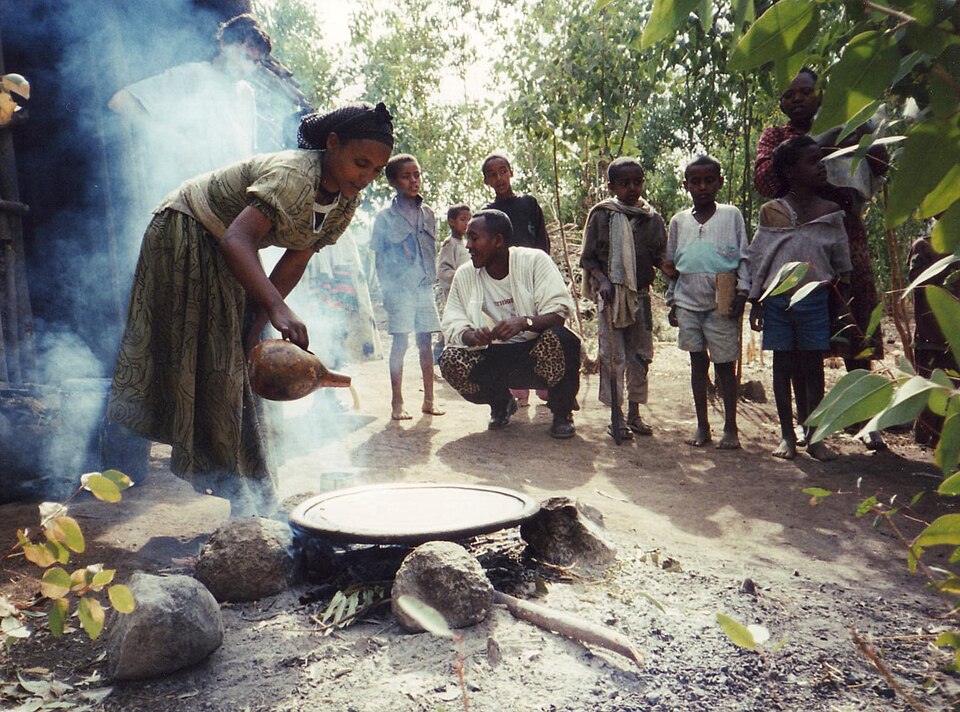 File:Falasha gondar injera 2006.jpg