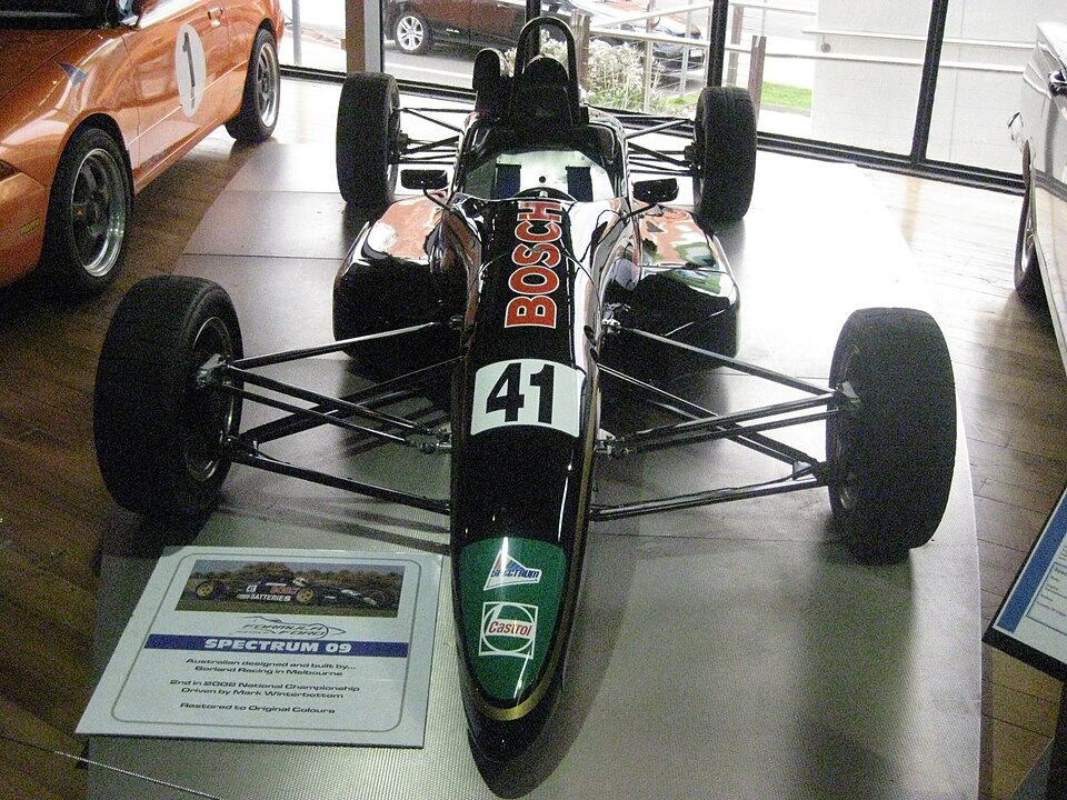 File:Spectrum 09 of Mark Winterbottom.JPG