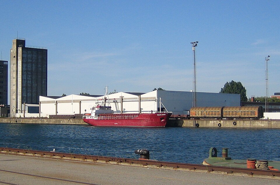 File:Östra hamnen, Malmö.jpg